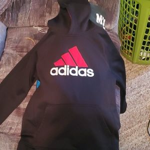 Adidas Sweatshirt